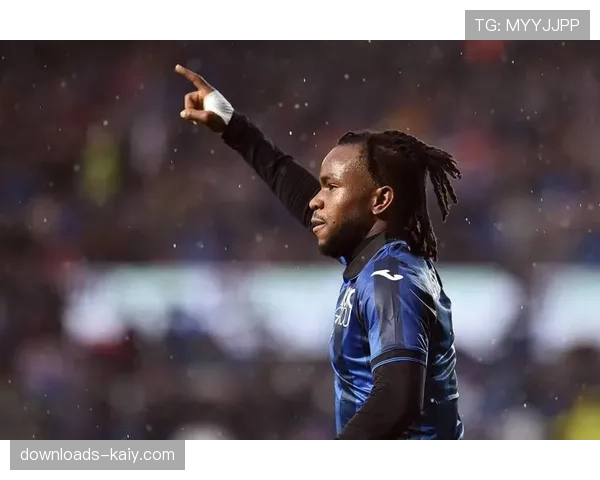 亚特兰大0-0闷平佛罗伦萨，双方极致的低位防守导致全场仅5次射正